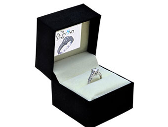 Cool wedding ring boxes